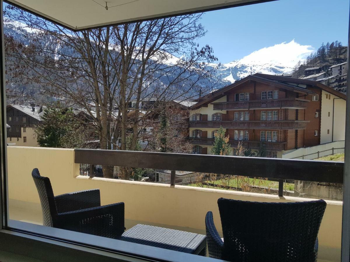 Ferienwohnung Zayetta Orange Cube Nr. 11A Zermatt Extérieur photo