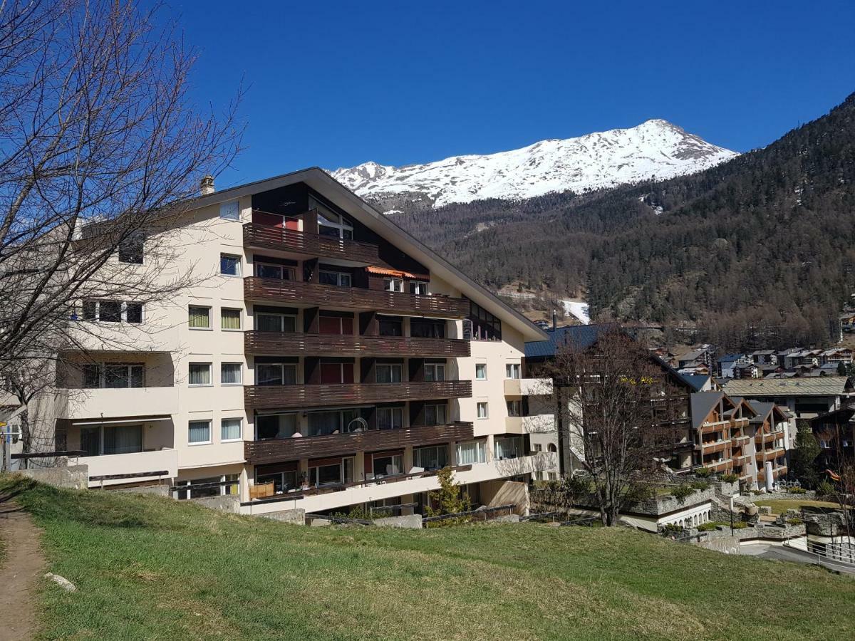 Ferienwohnung Zayetta Orange Cube Nr. 11A Zermatt Extérieur photo